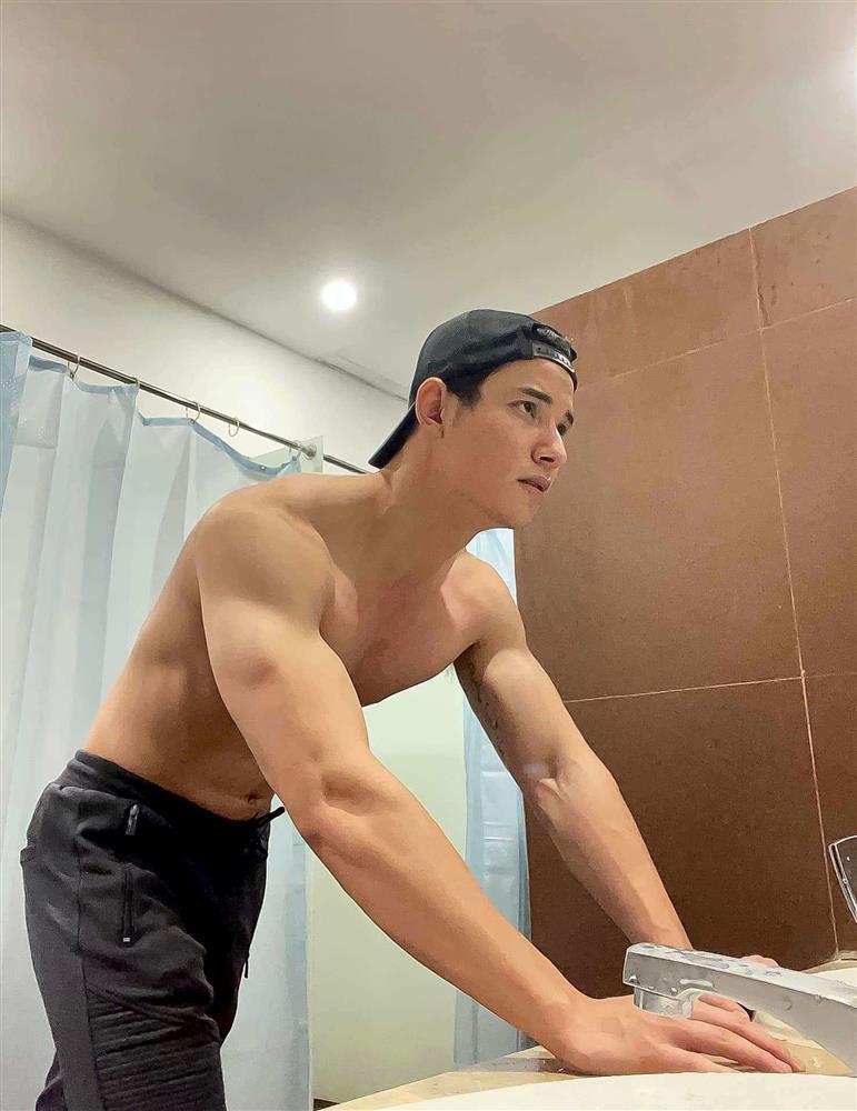 Phi công chuyên đào mỏ của VTV là mỹ nam cao 1m84, được người đẹp đình đám cầu hôn-4