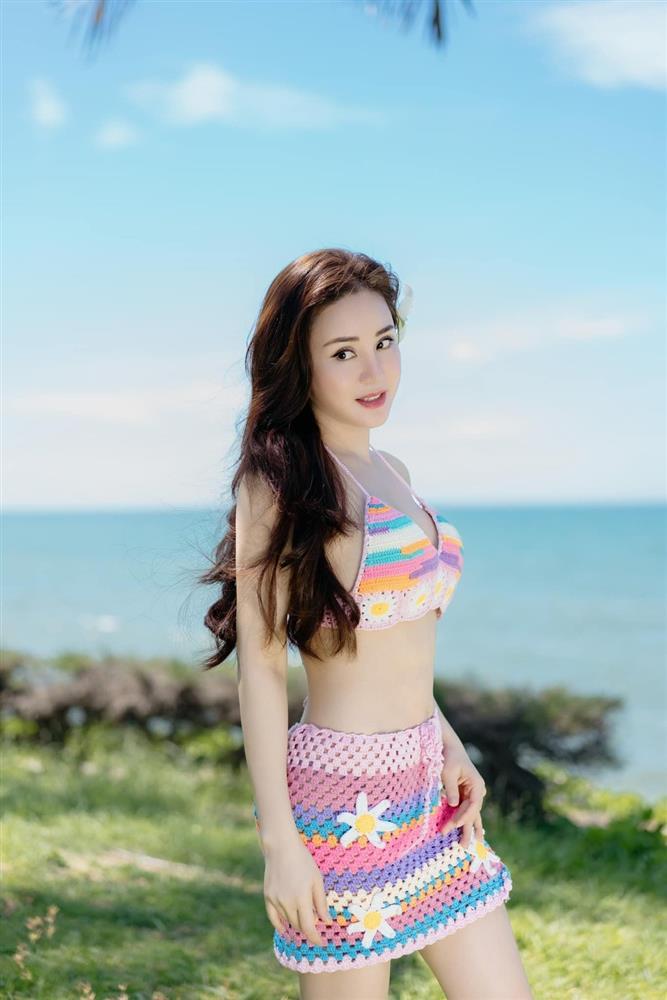 Vy Oanh sau ồn ào: Bình yên bên gia đình, nhan sắc đời thường gây chú ý-4