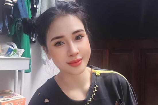 Mẹ bỉm sữa chi 200 triệu đồng phẫu thuật thẩm mỹ để livestream bán hàng