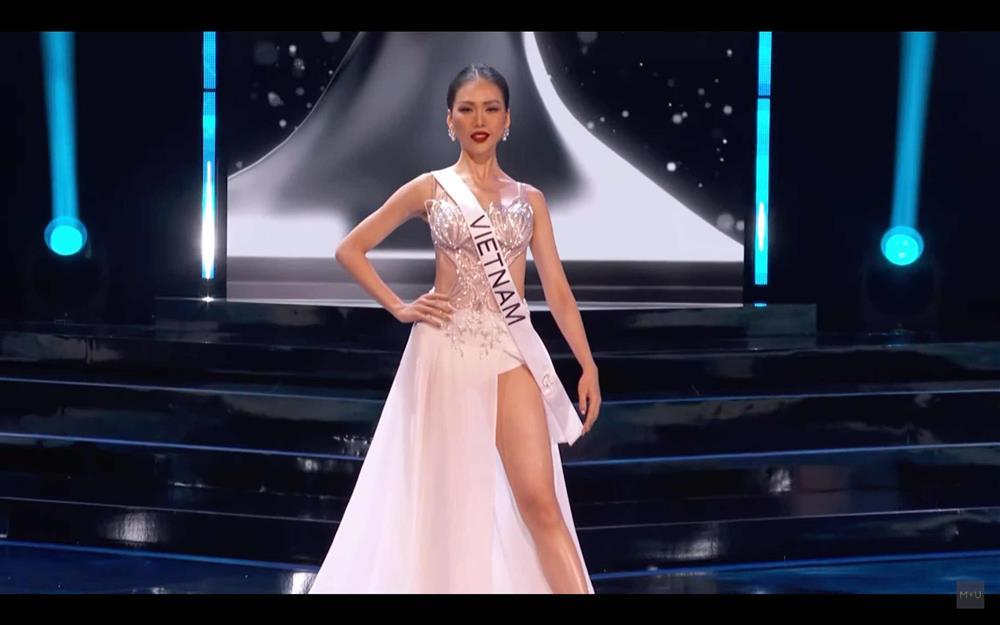 Bùi Quỳnh Hoa gây tranh cãi vì khả năng trình diễn trước chung kết Miss Universe-3