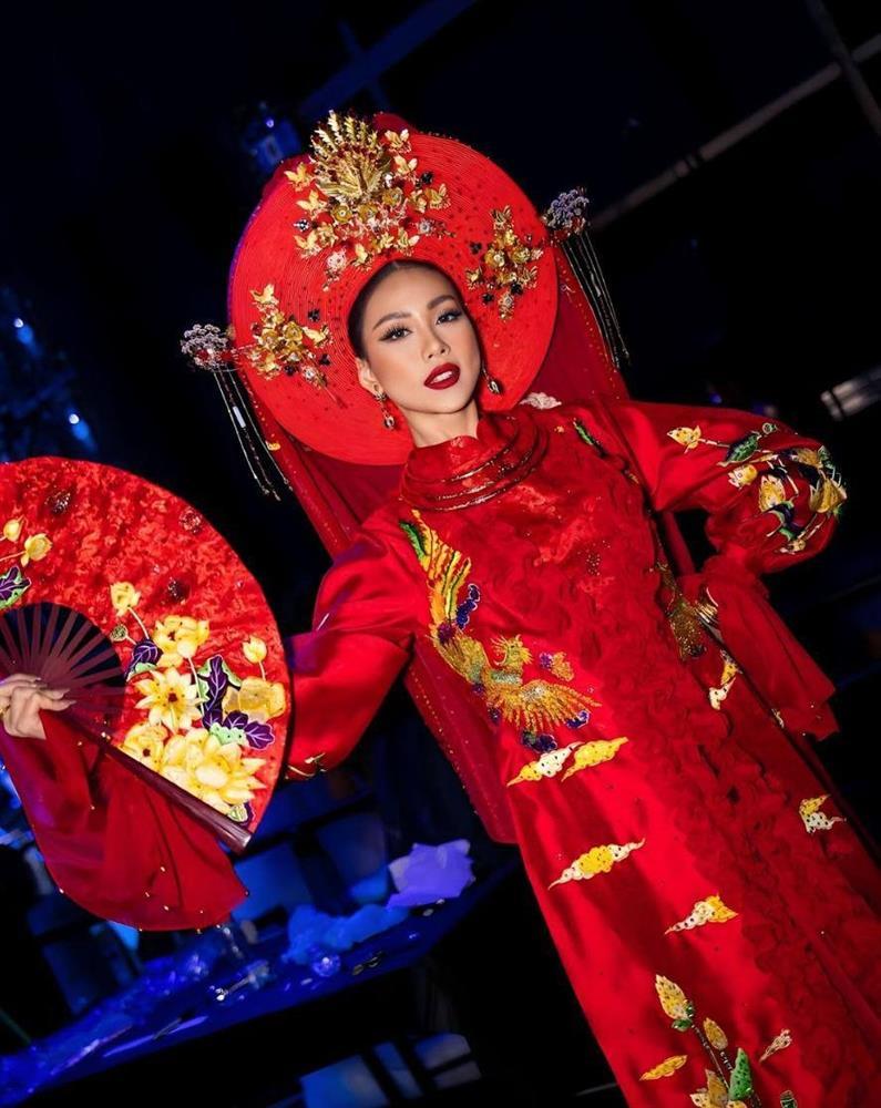 Bùi Quỳnh Hoa gây tranh cãi vì khả năng trình diễn trước chung kết Miss Universe-5