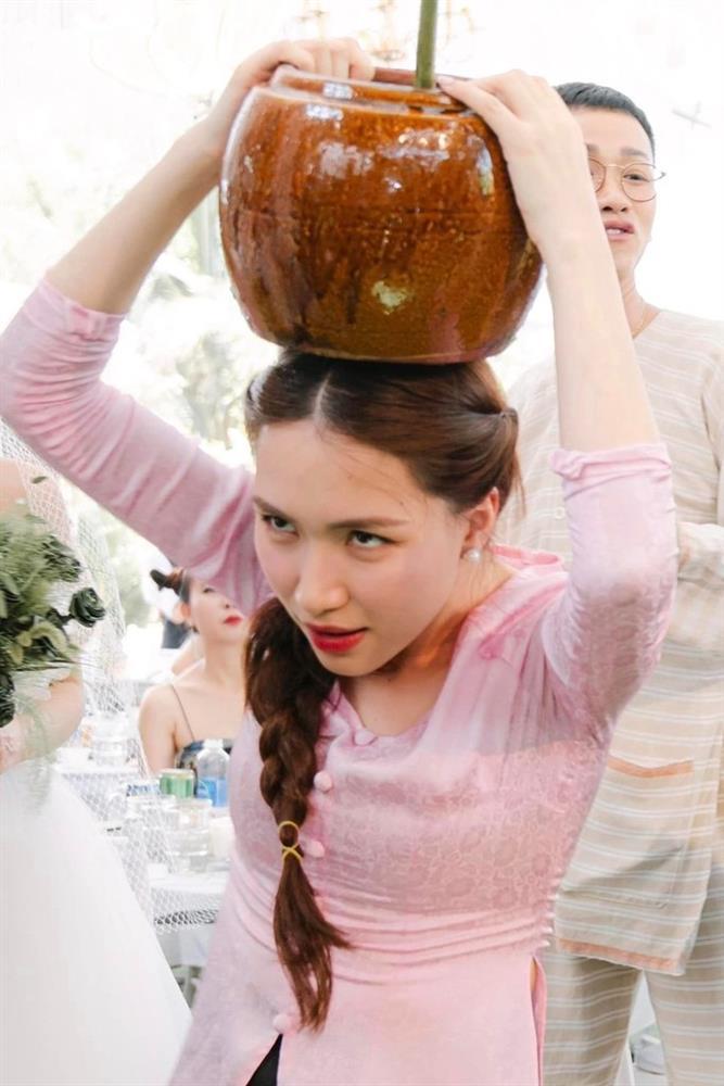 Hòa Minzy nhoi hết cỡ tại chuỗi cưới của cặp Puka - Gin Tuấn Kiệt-6