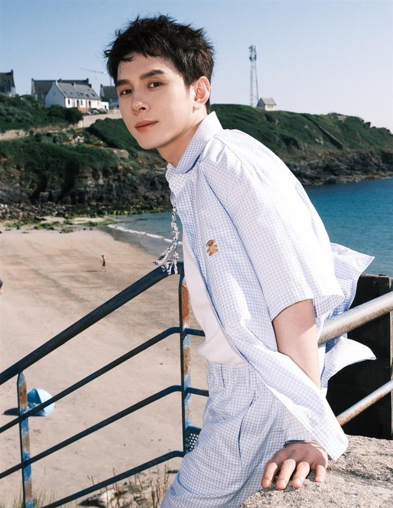 Ông hoàng son môi Trung Quốc thu về hàng tỷ USD nhờ tài chốt đơn ấn tượng-2