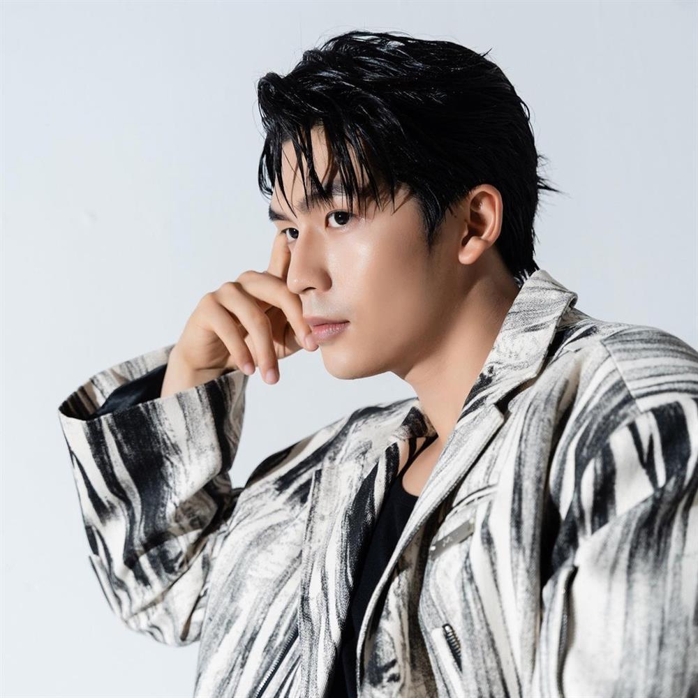 Nam chính cao 1m86 ấn tượng với phim Chúng Ta Của 8 Năm Sau là ai?-10