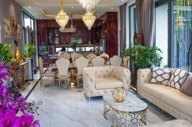 Sự trống trải trong căn nhà bỏ hoang ở Mỹ, đối lập biệt thự 35 tỷ của Quách Thành Danh tại Việt Nam-25