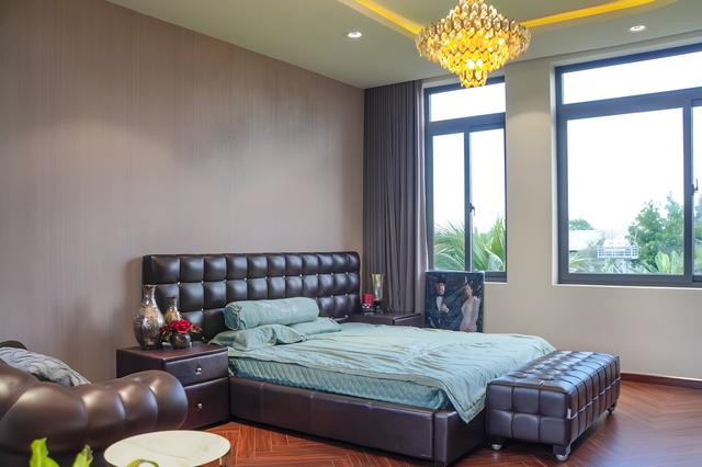 Sự trống trải trong căn nhà bỏ hoang ở Mỹ, đối lập biệt thự 35 tỷ của Quách Thành Danh tại Việt Nam-28