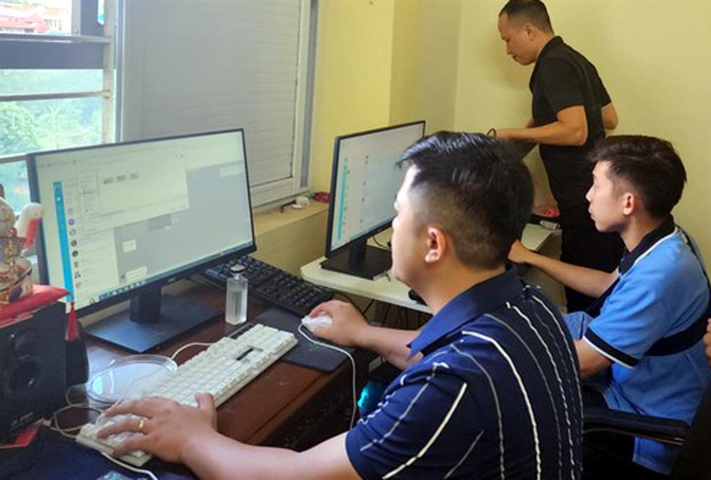 Những vụ chiếm quyền sử dụng tài khoản Facebook, Zalo để lừa đảo-1