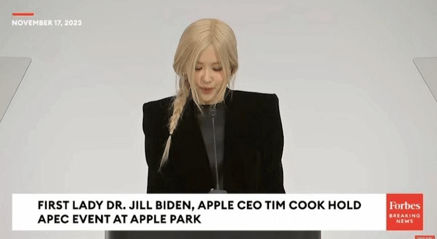 Rosé (BLACKPINK) bất ngờ chia sẻ việc bị tổn thương và cô đơn-4