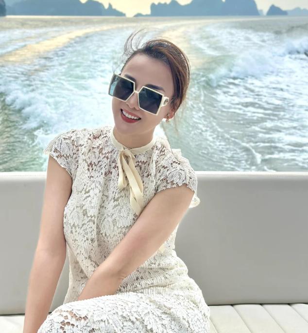 Phương Oanh mang thai vẫn thoải mái dự sự kiện cùng Shark Bình, nhan sắc và vóc dáng gây chú ý-3