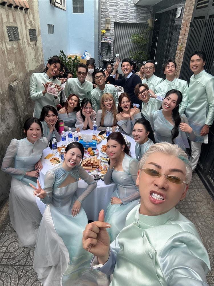 Lan Ngọc làm phù dâu trong lễ ăn hỏi diễn viên Phương Lan-5