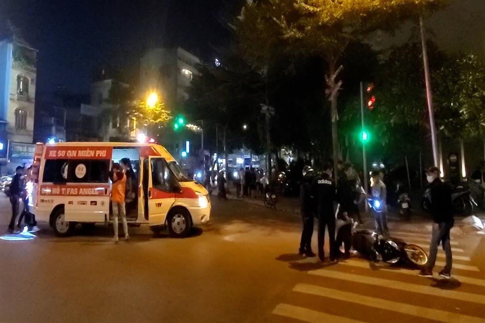 Thiếu nữ 16 tuổi lái xe máy đâm bị thương một Cảnh sát 141-4