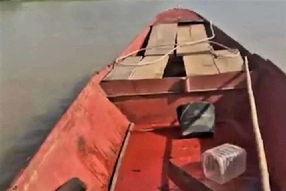 Vụ lật thuyền, 3 bố con tử vong ở Nghệ An: Tìm thấy người bố và con gái-2