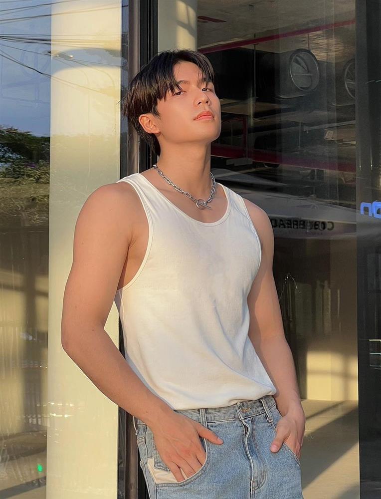 Hai hot boy 9X cao hơn 1,80m, gây sốt khi đóng phim giờ vàng VTV-3