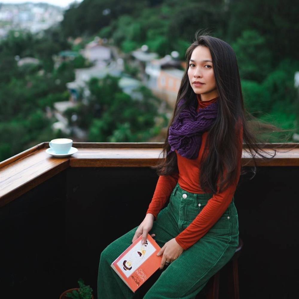 Ca sĩ Hiền Thục: Làm mẹ đơn thân 21 năm, 42 tuổi được khen như thiếu nữ-1