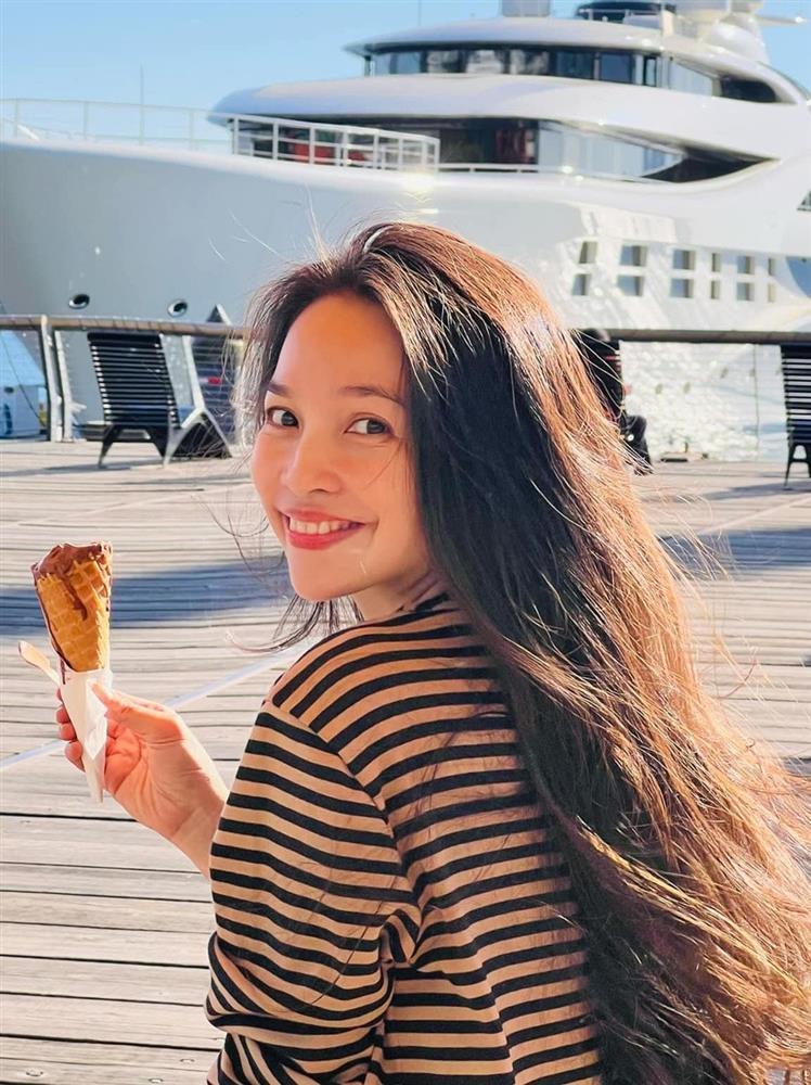 Ca sĩ Hiền Thục: Làm mẹ đơn thân 21 năm, 42 tuổi được khen như thiếu nữ-8