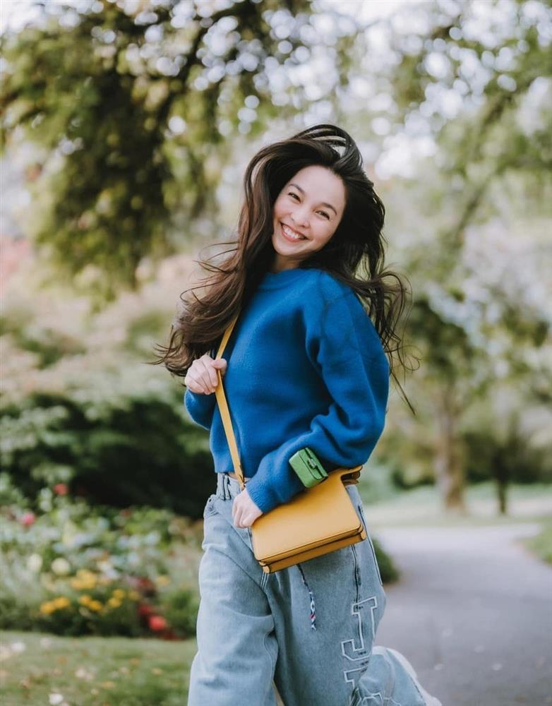 Ca sĩ Hiền Thục: Làm mẹ đơn thân 21 năm, 42 tuổi được khen như thiếu nữ-9