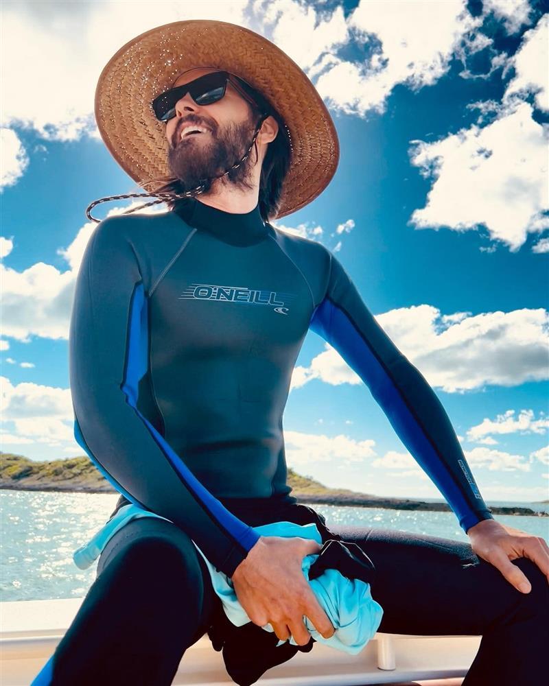 Ma cà rồng quyến rũ nhất mọi thời đại 52 tuổi trẻ đẹp, body 6 múi nhờ leo núi, ăn chay-3