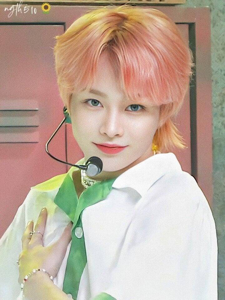 Nhóm nhạc Hàn có thành viên người Việt lần đầu trình diễn tại TP.HCM-3