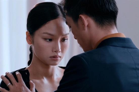 Phim 18+ có Miu Lê, Lãnh Thanh: Nội dung rối rắm, diễn xuất nhạt nhòa