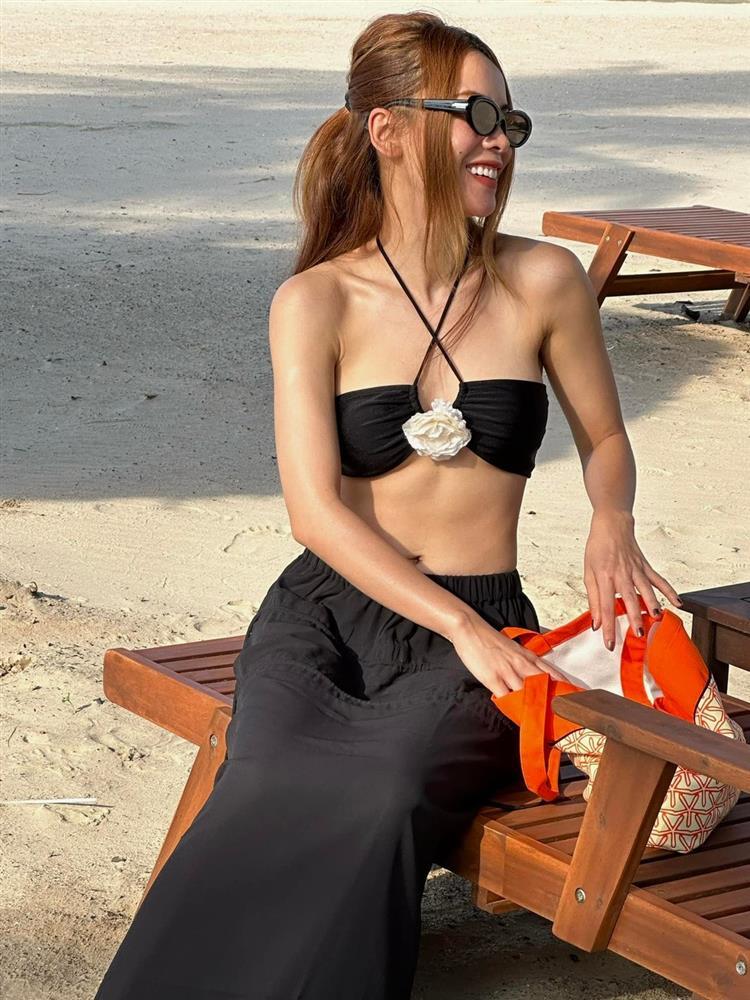 Chị em Yến Trang - Yến Nhi: Sắc vóc quyến rũ, độc thân tuổi U40-7