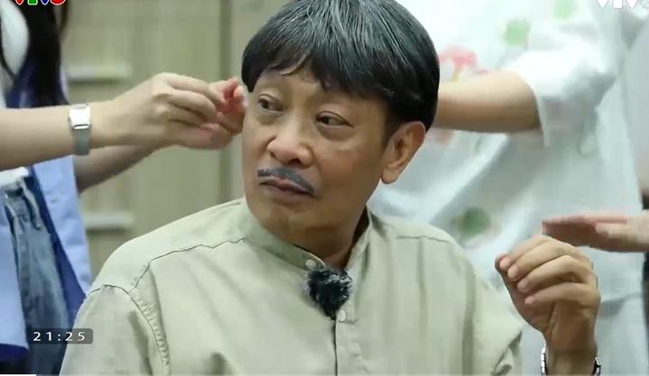 MC Lại Văn Sâm: Không ai được đụng vào mặt tôi-2