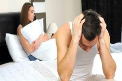 Chồng nổi giận ngủ riêng vì vợ tâm sự 'chuyện vợ chồng' với hội bạn thân