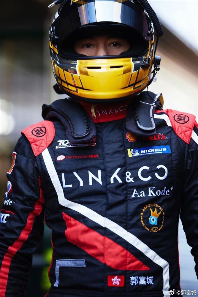 Tài tử Quách Phú Thành gặp tai nạn khi đua xe-4