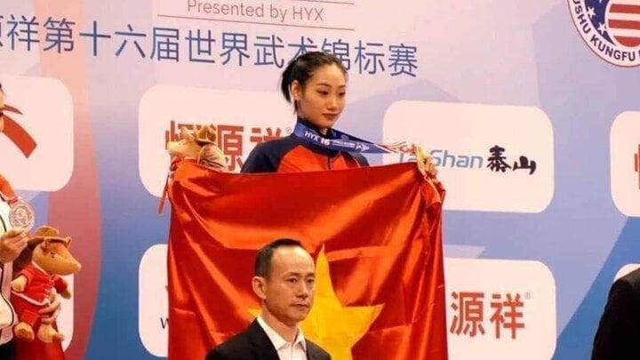 Ngắm nhan sắc gây thương nhớ của nữ võ sĩ Việt Nam giành 2 HCV thế giới-1