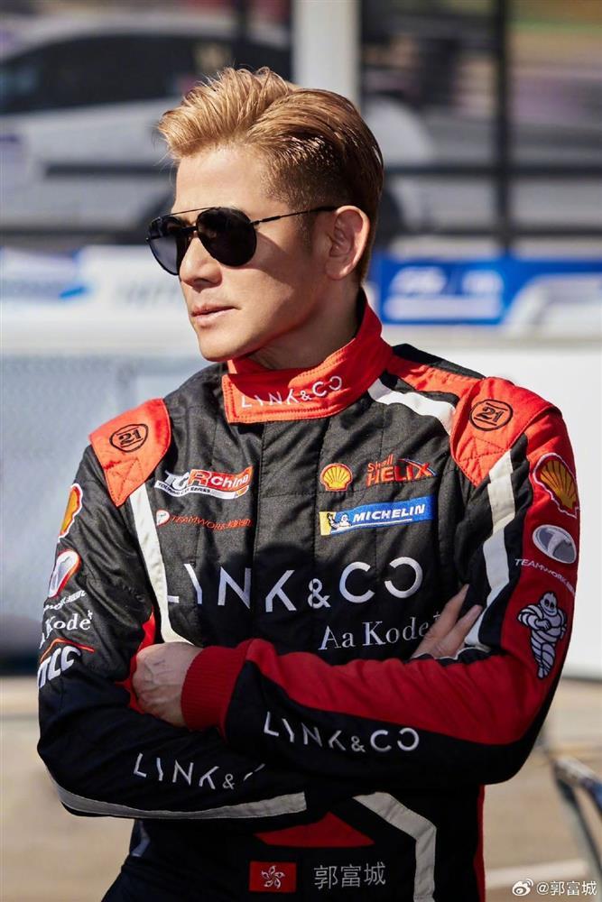 Tài tử Quách Phú Thành gặp tai nạn khi đua xe-8