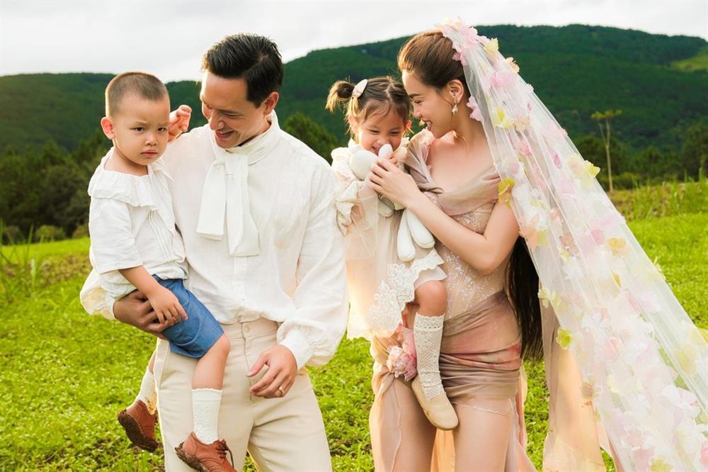 Bị bắt gặp trên phố, body của Hồ Ngọc Hà gây ngỡ ngàng-3