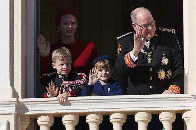 Vương phi Monaco xuất hiện sau tin đồn rạn nứt với chồng, khí chất khiến nhiều người trầm trồ-4