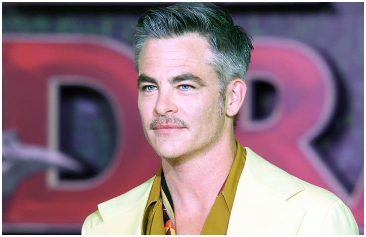 Loạt tài tử lớn tuổi vẫn đào hoa có tiếng, được dàn gái trẻ đẹp săn đón-10