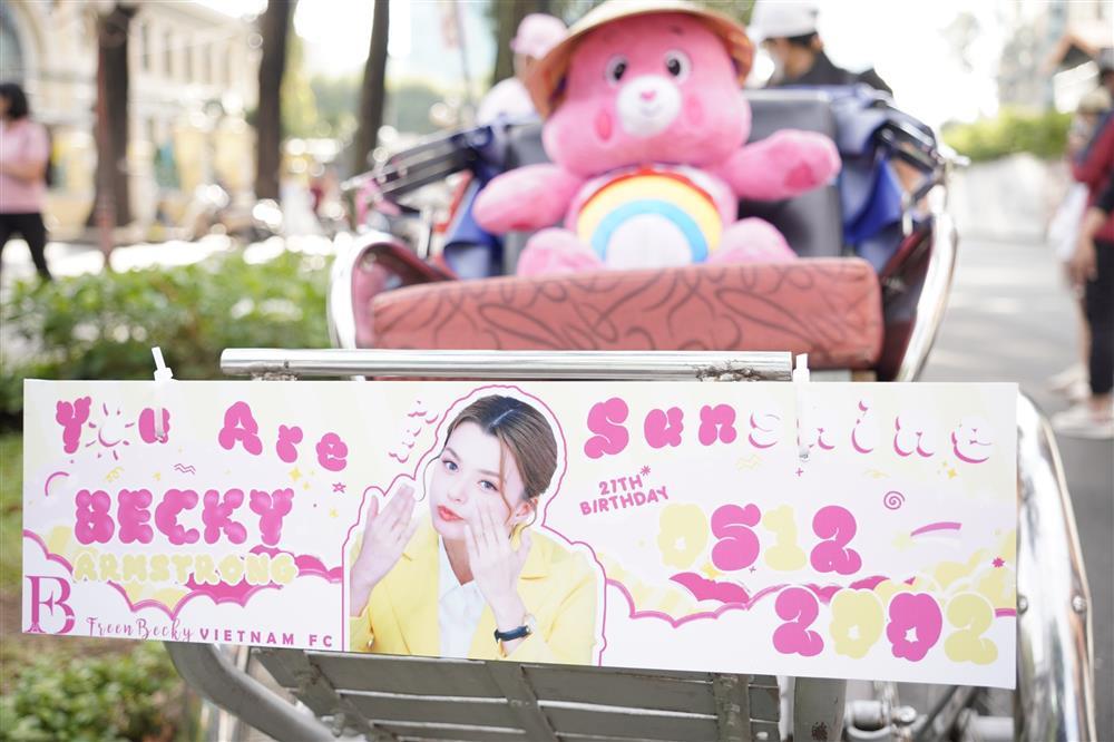 Mỹ nhân lai Thái Lan Becky Armstrong cảm ơn fan Việt vì hành động này-5