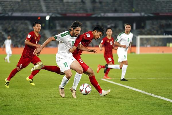 Đội hình Việt Nam vs Iraq: Hoàng Đức dự bị, Văn Quyết bị loại-2
