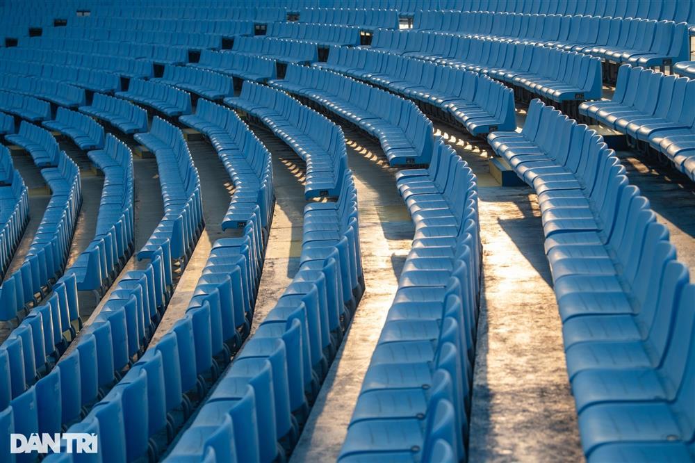 Diện mạo sân Mỹ Đình với mặt cỏ xanh mướt trước trận Việt Nam - Iraq-6