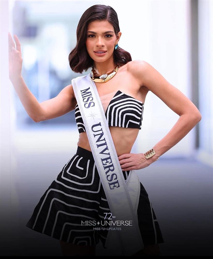 Nhan sắc Hoa hậu Hoàn vũ 2023 trong ngày đầu đương nhiệm bị chê bai-1