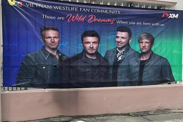 Nicky (Westlife) qua lăng kính netizen: Nổi bật visual điển trai khiến fan sốt rần rần-7