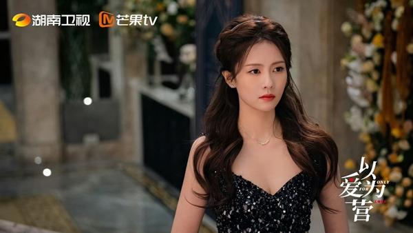 Bạch Lộc bị tố hùa theo đoàn phim cười cợt, thiếu tôn trọng Vương Hạc Đệ-4