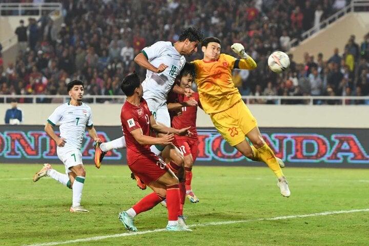 Đội tuyển Việt Nam 3 lần ôm hận phút bù giờ trước Iraq-1
