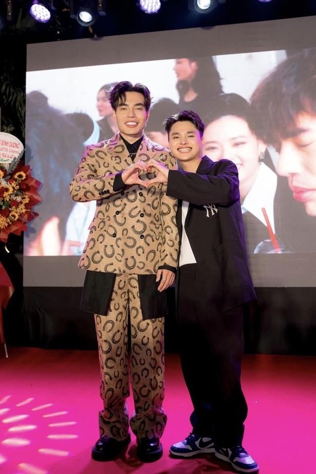 Lê Dương Bảo Lâm vướng tin ngoại tình và mua nhà cho trợ lý riêng-2