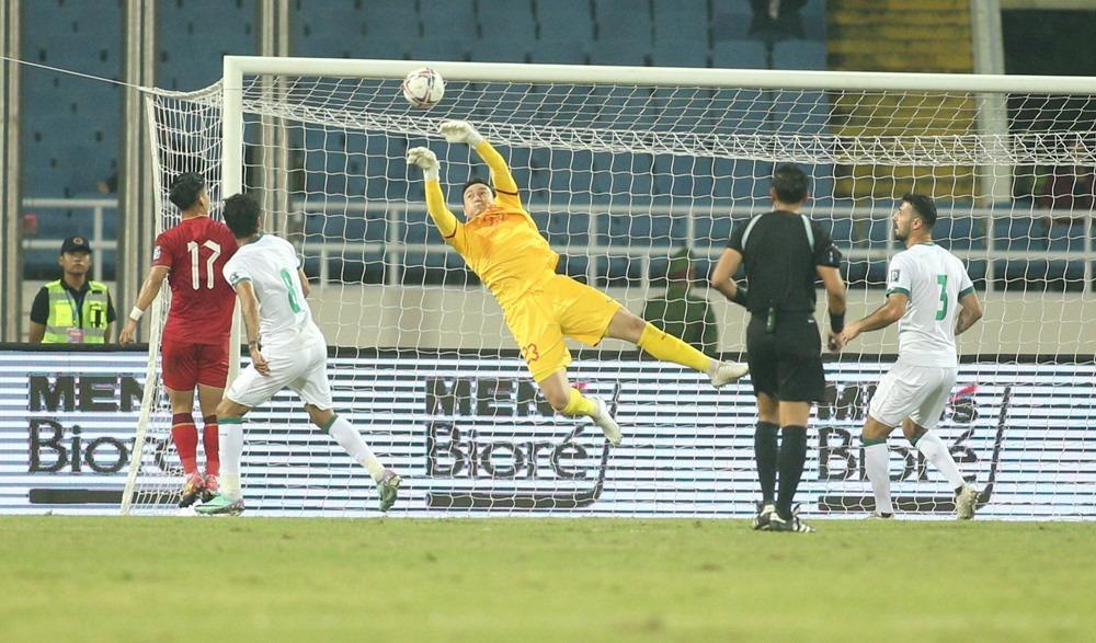 Tuyển Việt Nam thua Iraq phút cuối: Đặng Văn Lâm vẫn hay nhất-1