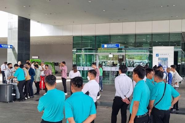 Lo nơm nớp giá vé xe khách đã tăng đến 40% dịp Tết Giáp Thìn 2024-2