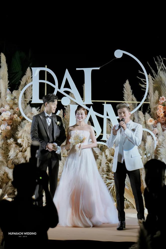 Dàn sao Việt ướt sũng sau tiệc cưới Phương Lan-9