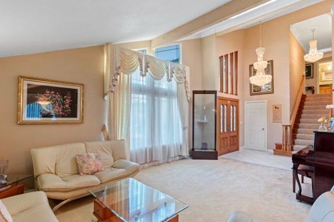 Công khai yêu bạn trai doanh nhân 49 tuổi, ca sĩ Nguyễn Hồng Nhung sống ra sao bên Mỹ?-7