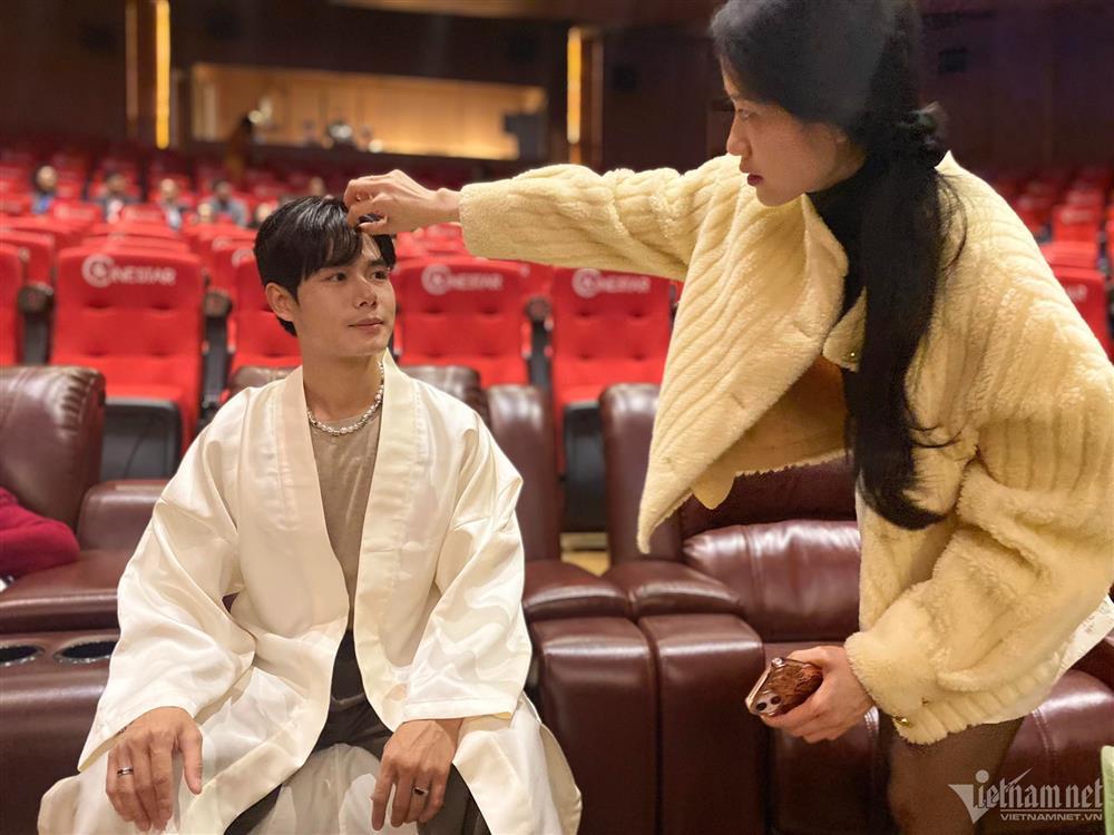 Diễn viên bị ghét nhất Của để dành rạng rỡ ở tuổi 47-3