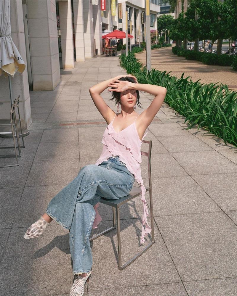 Gu thời trang trẻ trung, nữ tính của Ninh Dương Lan Ngọc-3