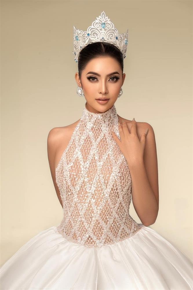 Hoa hậu Lụa - Di sản Việt Nam không thi bikini, mặc áo dài đăng quang-1