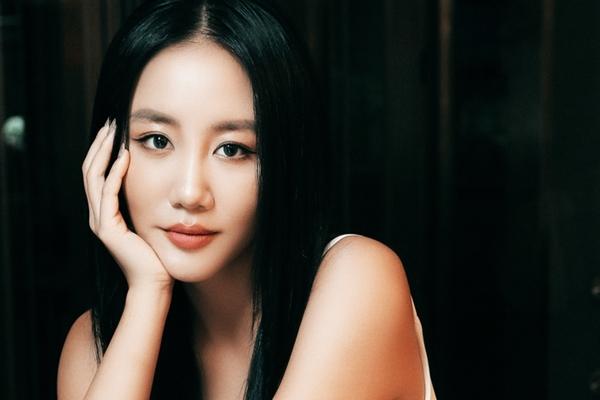 Văn Mai Hương: Tôi bớt phát ngôn để tránh thị phi-7