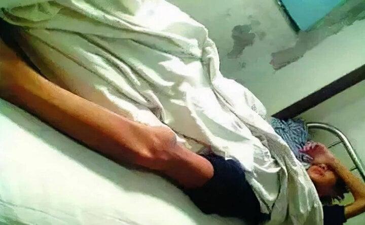 Cuộc sống bi thảm của nam sinh bán thận mua iPhone-3