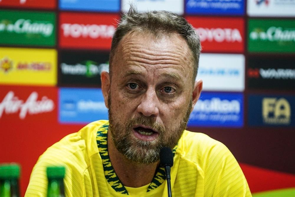 Nhiều ngôi sao Thái Lan lên tiếng sau khi HLV Mano Polking bị sa thải-2